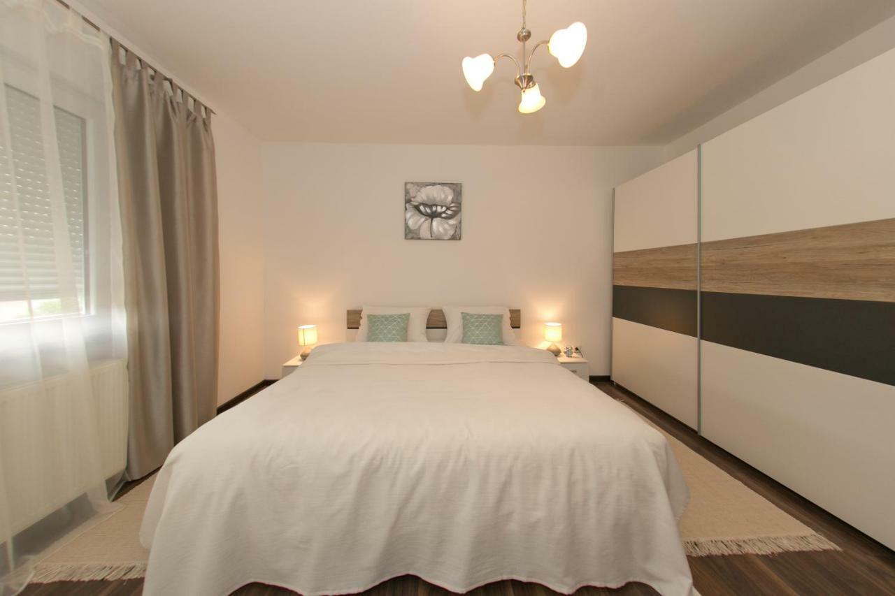 דירות אוטוצאץ Apartman Maja מראה חיצוני תמונה