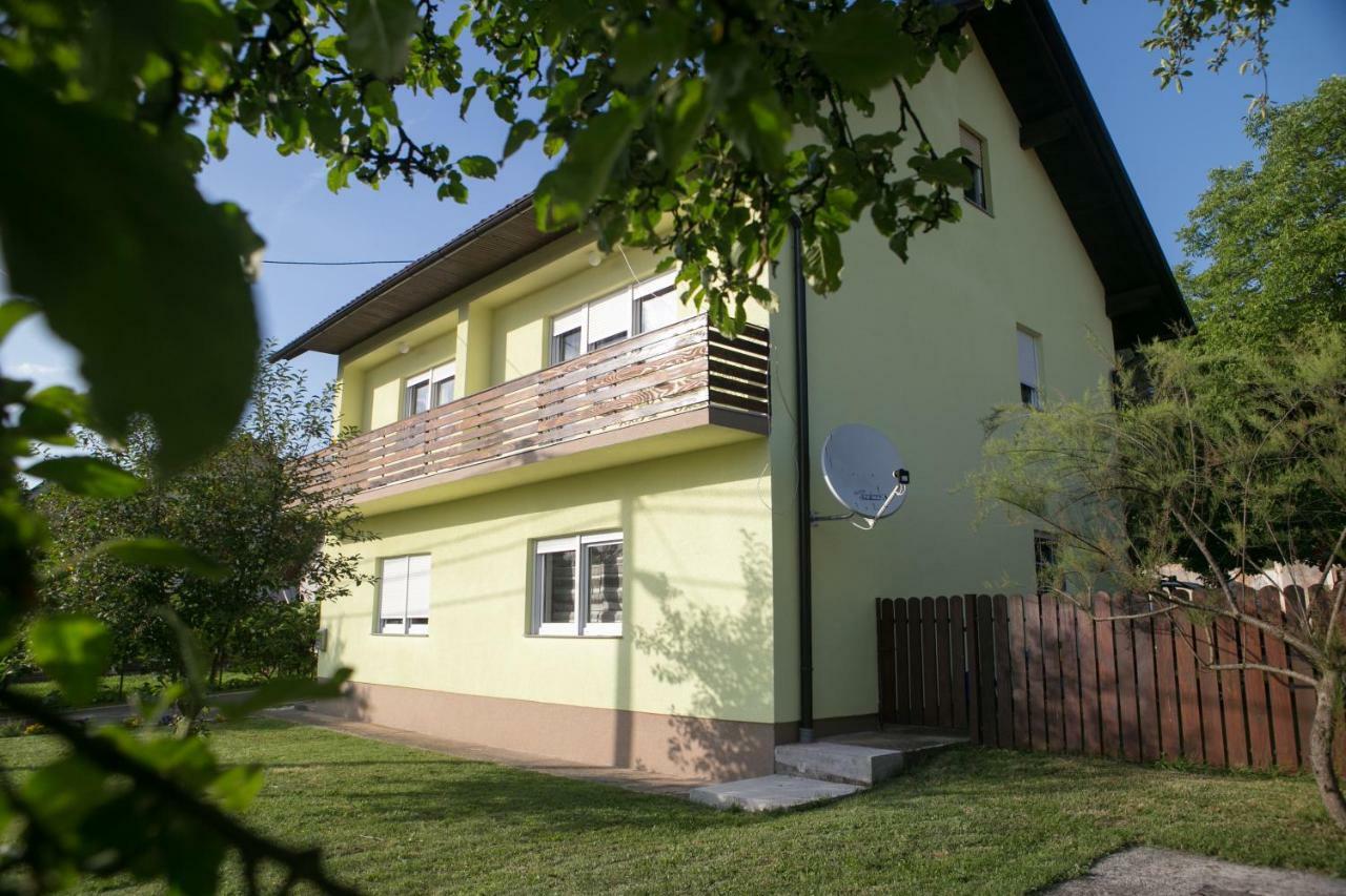 דירות אוטוצאץ Apartman Maja מראה חיצוני תמונה