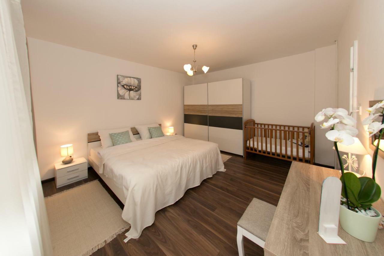 דירות אוטוצאץ Apartman Maja מראה חיצוני תמונה